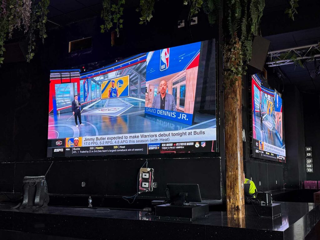 Ачык һавада DOOH